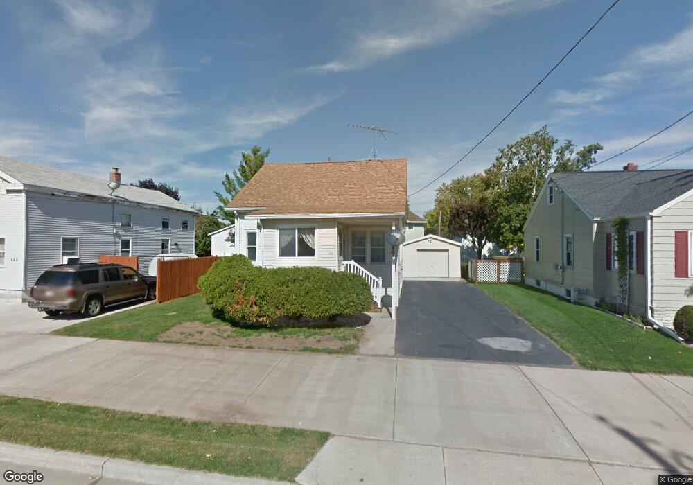 440 W 7th Ave, Oshkosh, WI 54902 - photo 1