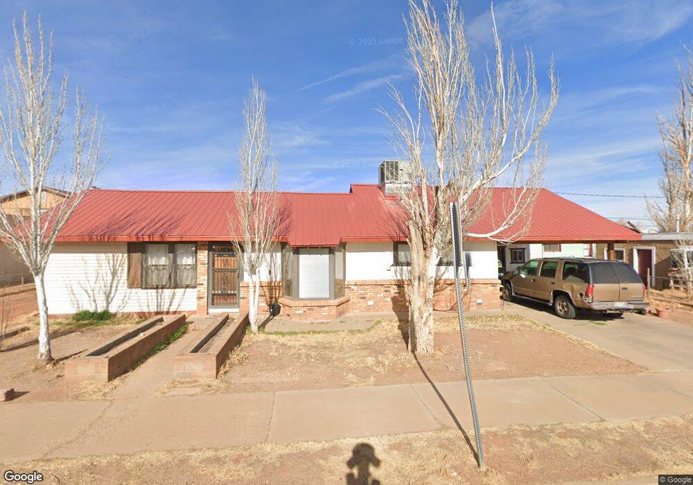 611 N Colorado Ave, Winslow, AZ 86047 - photo 1