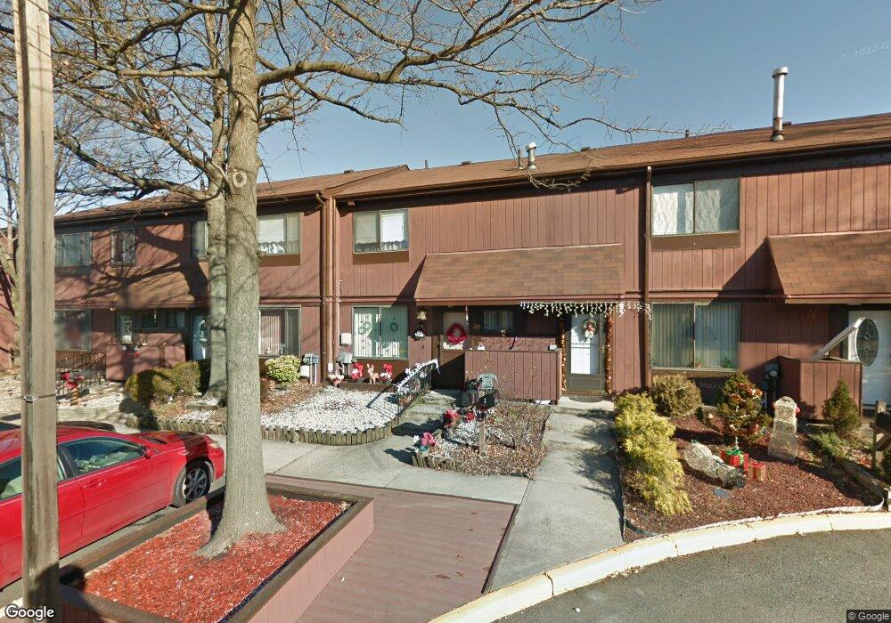 29 Azalea Ct, Staten Island, NY 10309 - photo 1