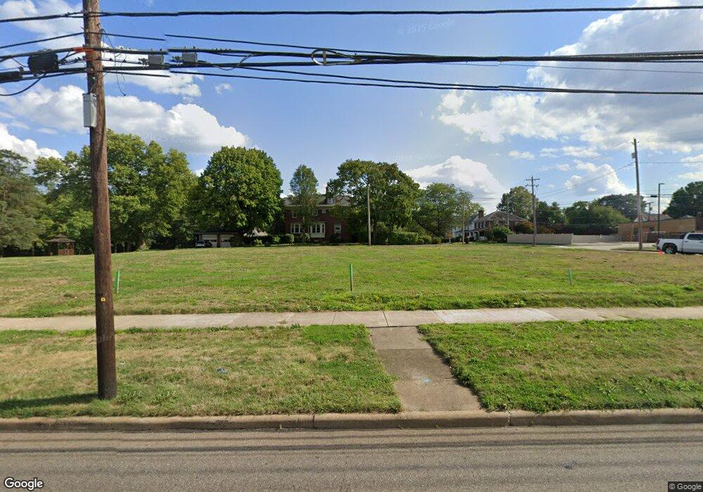 1237 Lincoln Way E, Massillon, OH 44646 - photo 1