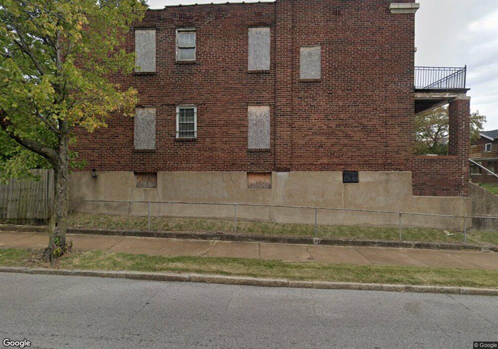 4899 Farlin Ave, Saint Louis, MO 63115 - photo 1