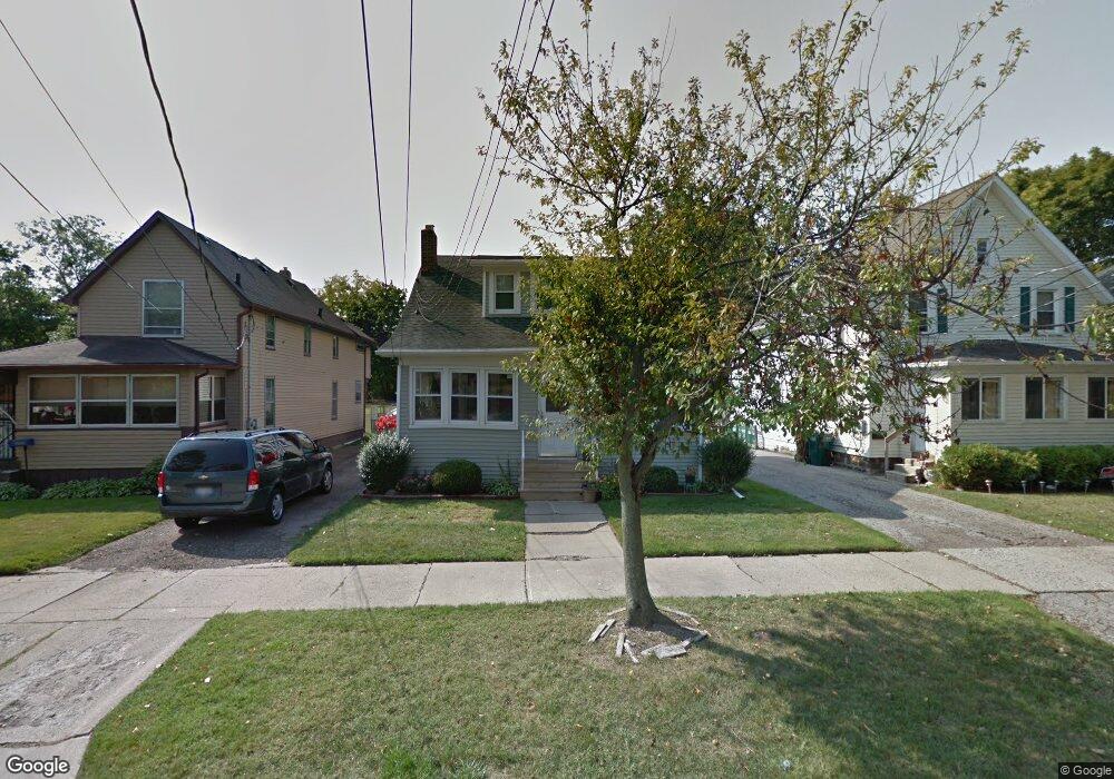 1231 W Kalamazoo St, Lansing, MI 48915 - photo 1