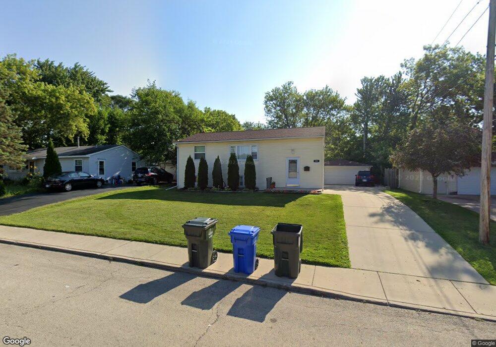 151 Pecos Cir, Carpentersville, IL 60110 - photo 1