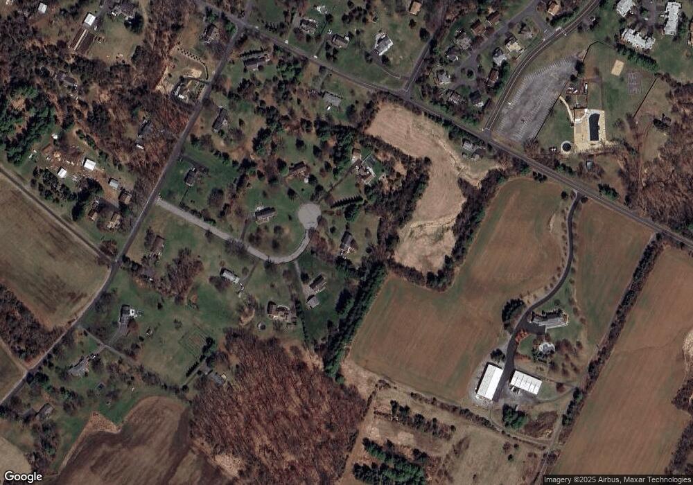 4 Blackberry Ln, Whitehouse Station, NJ 08889 - photo 1