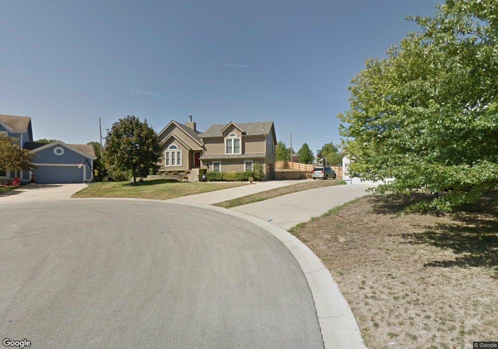 21722 W 51st Terrace, Shawnee, KS 66226 - photo 1