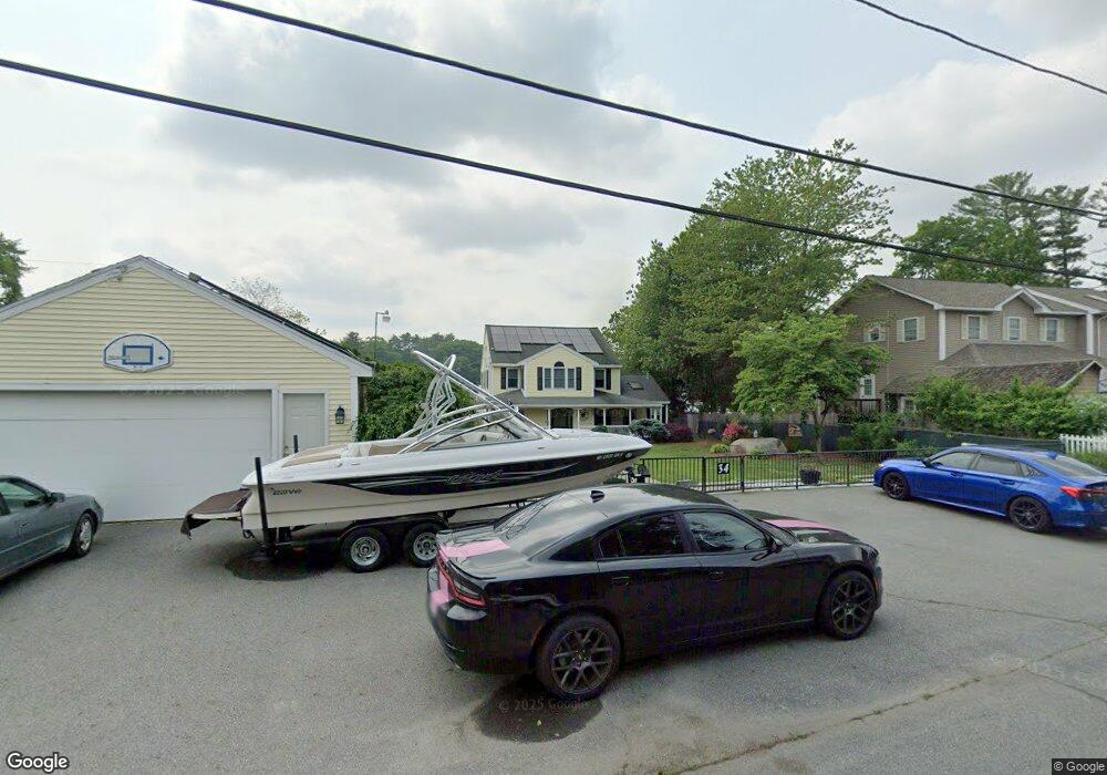 34 Shore Dr, Dracut, MA 01826 - photo 1