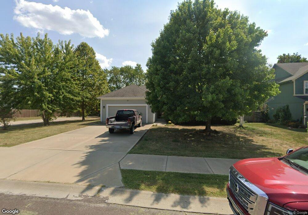 20363 W 221st St, Spring Hill, KS 66083 - photo 1