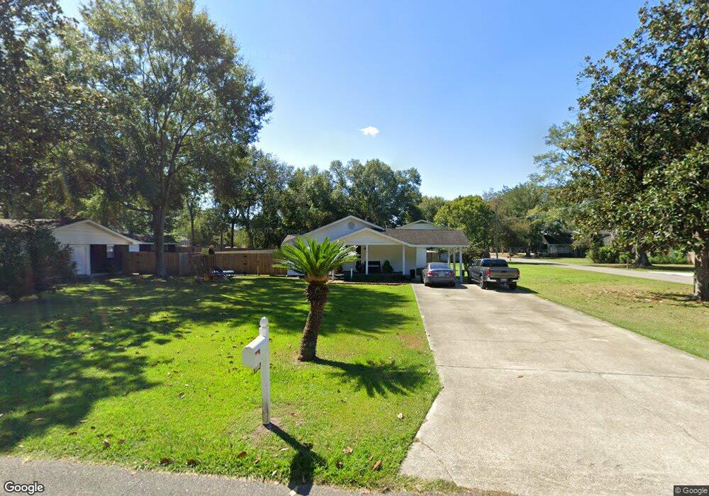 419 E Fourth Ave, Picayune, MS 39466 - photo 1