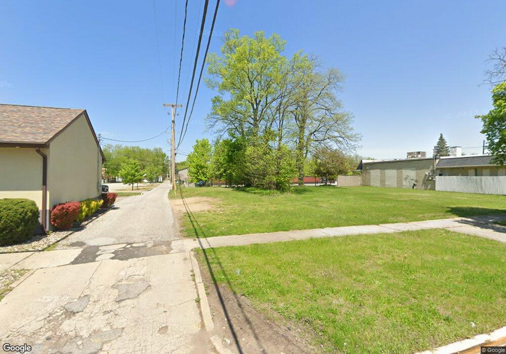 114 W Washington St, Elkhart, IN 46516 - photo 1