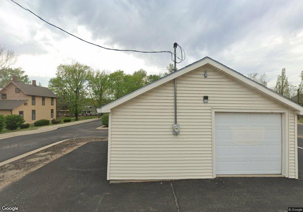 422 SW Tyler St, Topeka, KS 66603 - photo 1