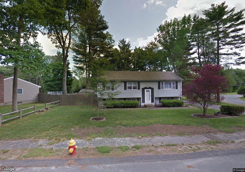 110 Candlewick Ln, Whitman, MA 02382 - photo 1