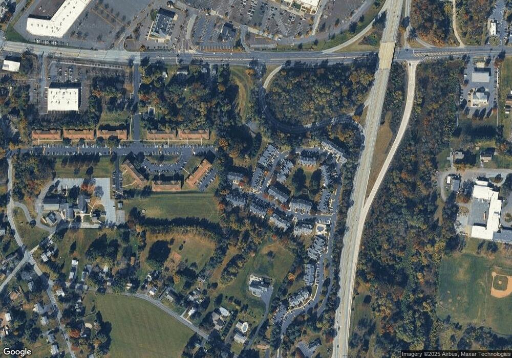 1003 Coventry Pointe Ln, Pottstown, PA 19465 - photo 1