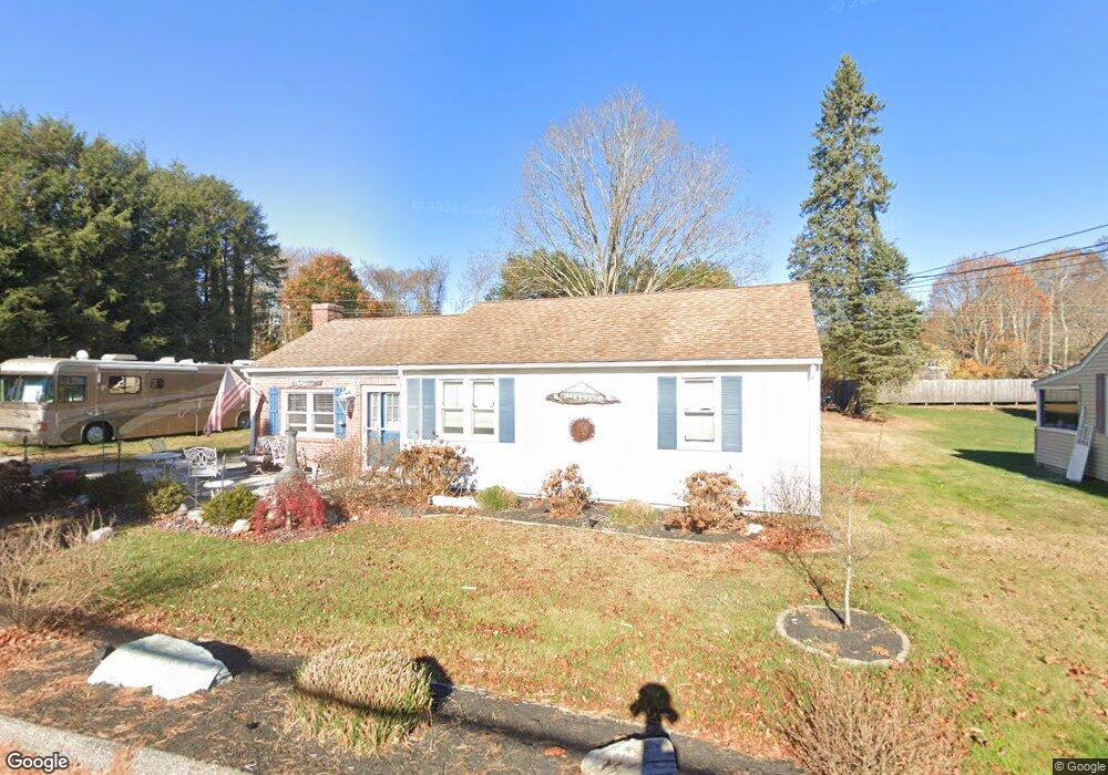 61 Columbus Ave, Niantic, CT 06357 - photo 1