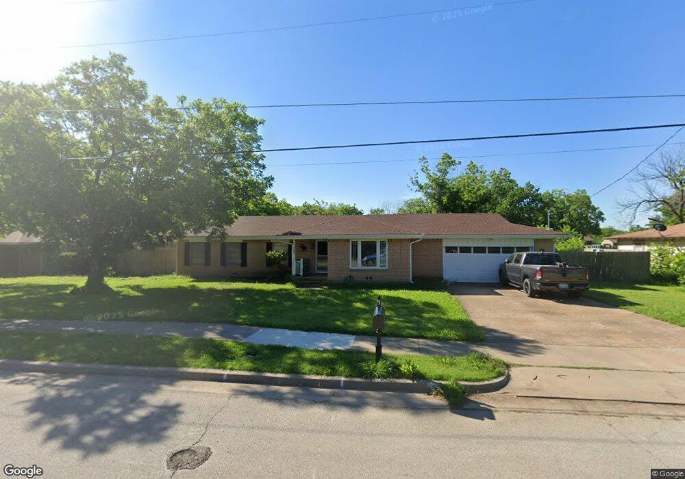 1309 Poindexter Ave, Cleburne, TX 76033 - photo 1