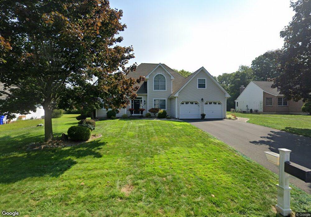54 Kimberly Ln, Wethersfield, CT 06109 - photo 1