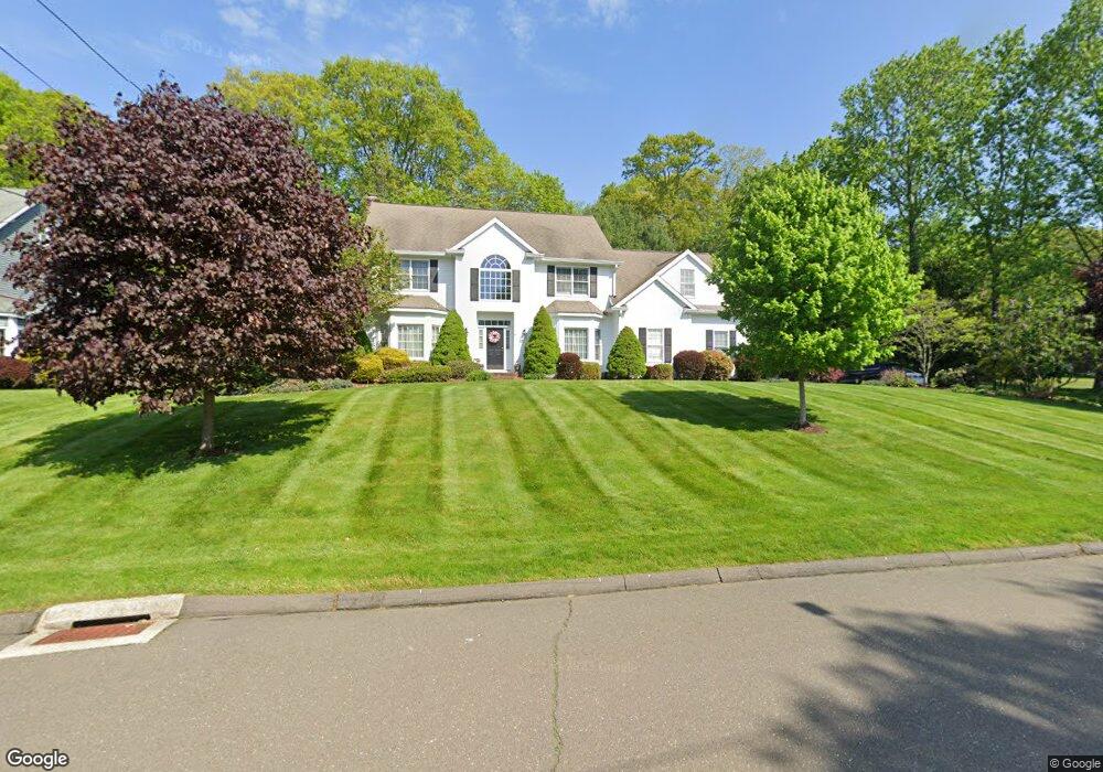 112 Meadowview Dr, Trumbull, CT 06611 - photo 1