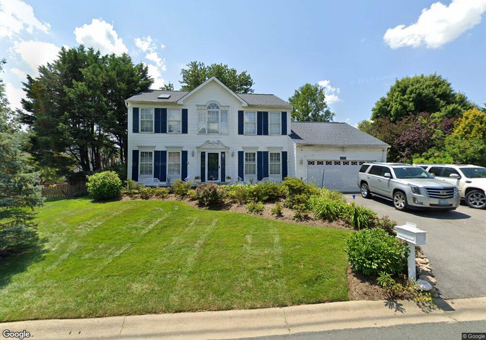 3401 Forsythia Ln, Burtonsville, MD 20866 - photo 1