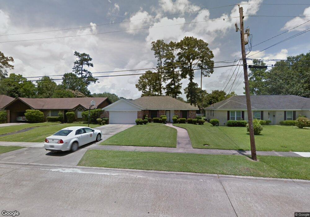 2521 14th St, Lake Charles, LA 70601 - photo 1