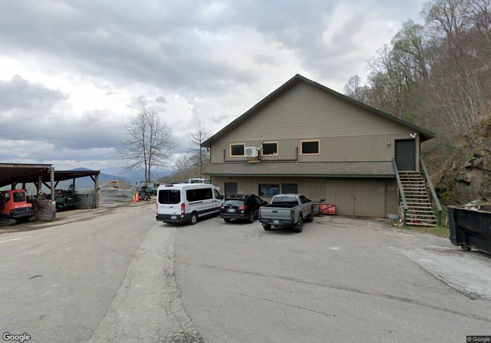 1115 Winterberry Rd, Price Creek, NC 28714 - photo 1