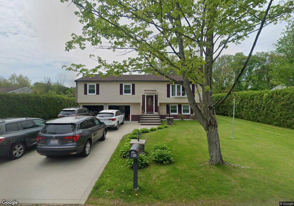 81 Humphrey Ln, West Springfield, MA 01089 - photo 1