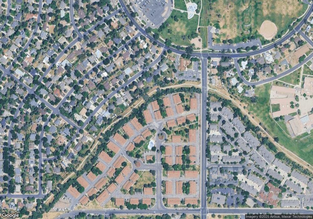 11977 E Canal Dr, Aurora, CO 80011 - photo 1