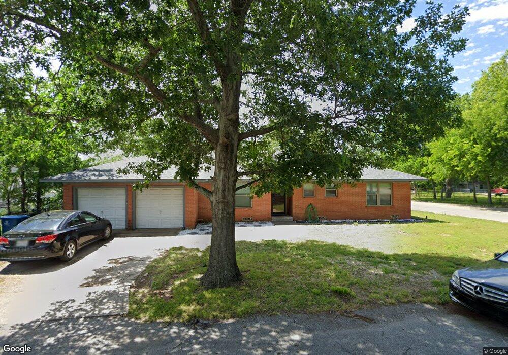 1730 W Walker St, Denison, TX 75020 - photo 1