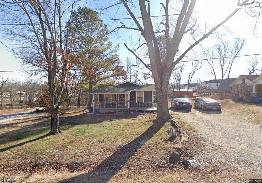 106 and 108 NE Park St, Bentonville, AR 72712 - photo 1