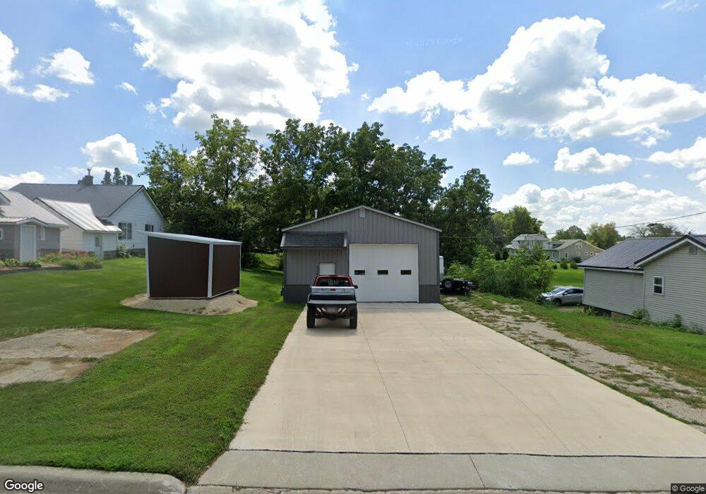 114 E Plum St, West Union, IA 52175 - photo 1