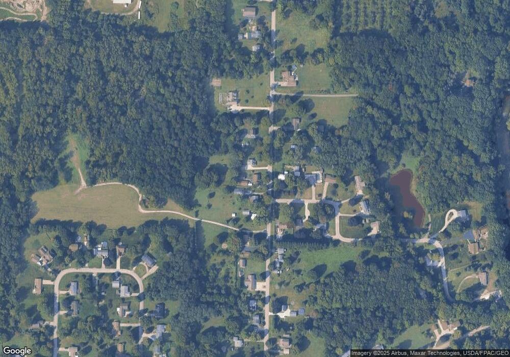 453 S Amboy Rd, Conneaut, OH 44030 - photo 1