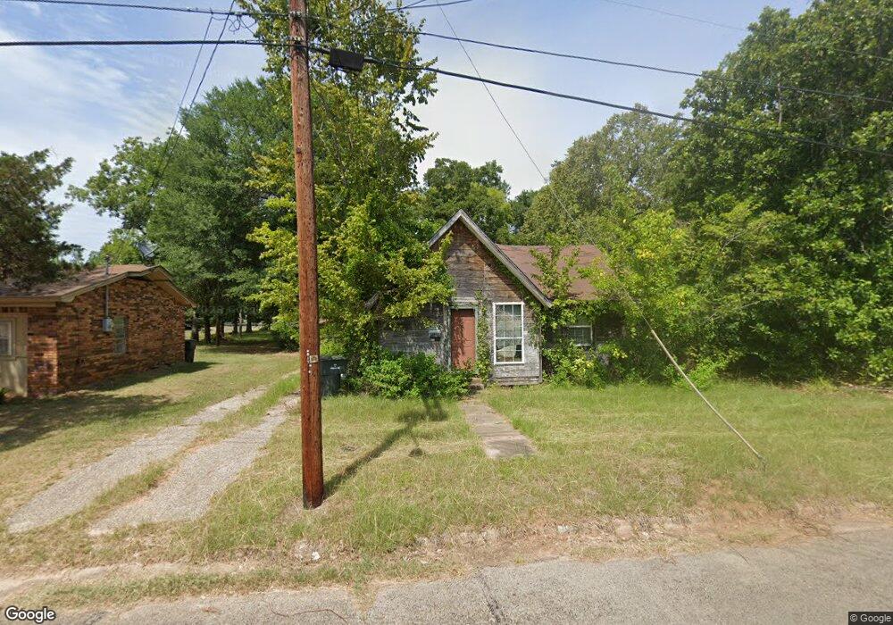 817 Cariker St, Nacogdoches, TX 75961 - photo 1