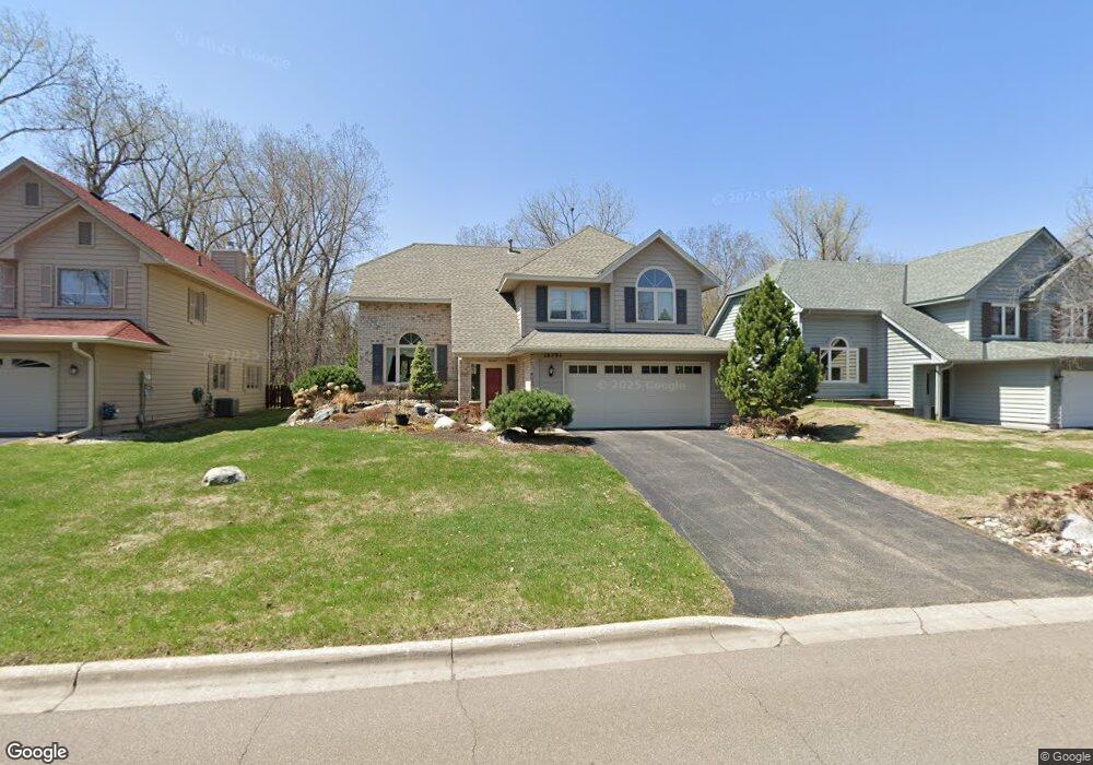 18731 Clear View Dr, Minnetonka, MN 55345 - photo 1