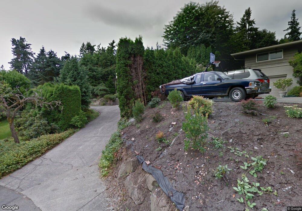 4834 E Mercer Way, Mercer Island, WA 98040 - photo 1