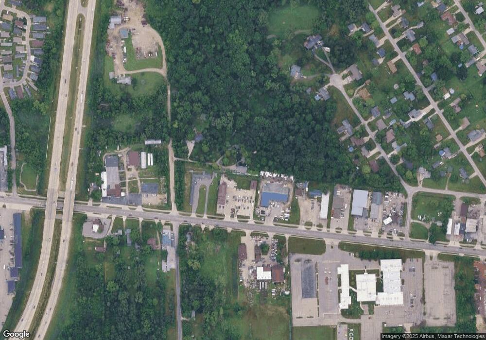 2560 40th St, Port Huron, MI 48060 - photo 1