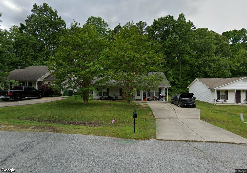 2508 Eight Oaks Dr, High Point, NC 27263 - photo 1