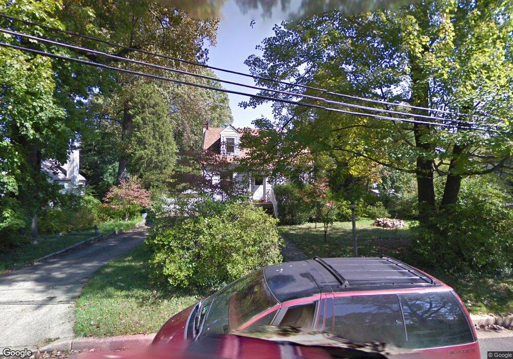 1004 Fowler St, Falls Church, VA 22046 - photo 1