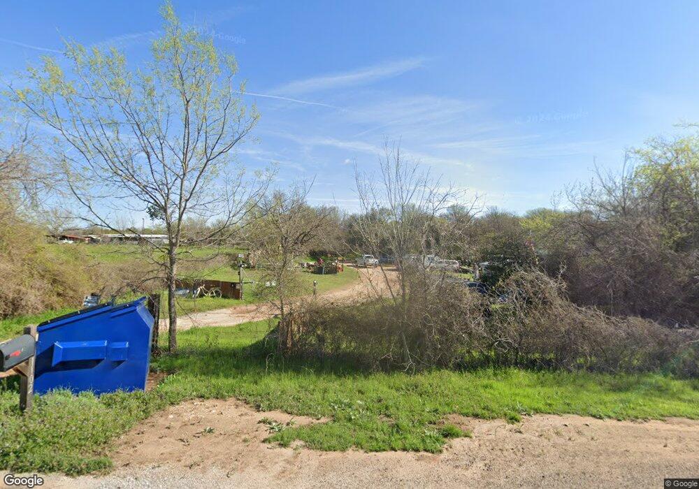 1102 Green Tree Dr, Weatherford, TX 76087 - photo 1