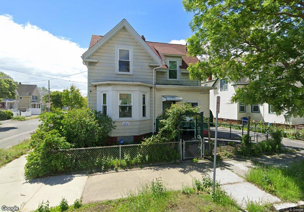 130 W Neptune St, Lynn, MA 01905 - photo 1