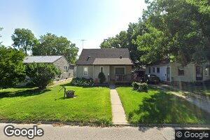 1037 Evergreen Ave, Waterloo, IA 50701
