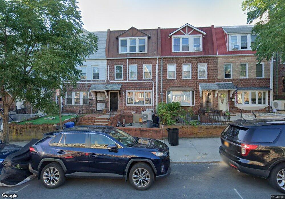 2055 33rd St, Astoria, NY 11105 - photo 1