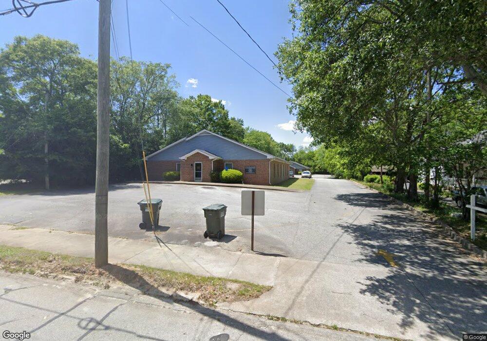 233 N Oliver St, Elberton, GA 30635 - photo 1