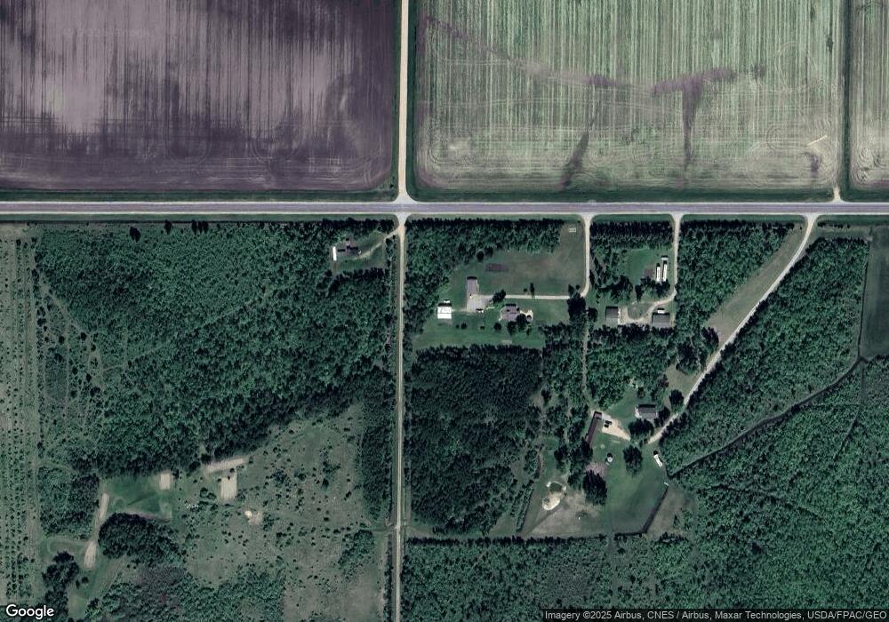 1006 W University Ave, Badger, MN 56714 - photo 1