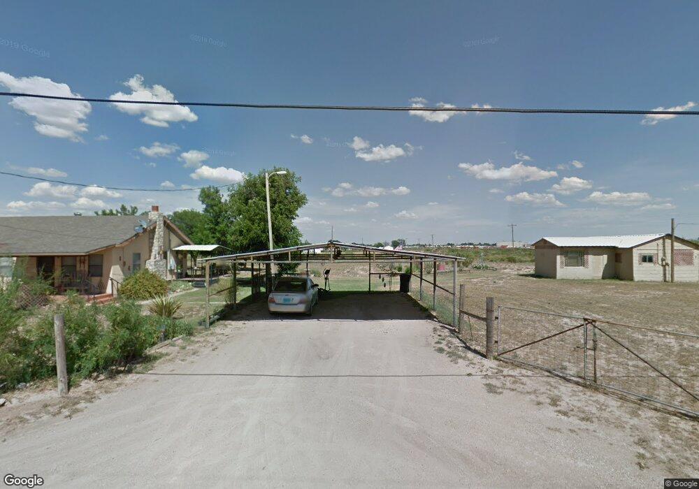 4506 Taos St, Carlsbad, NM 88220 - photo 1