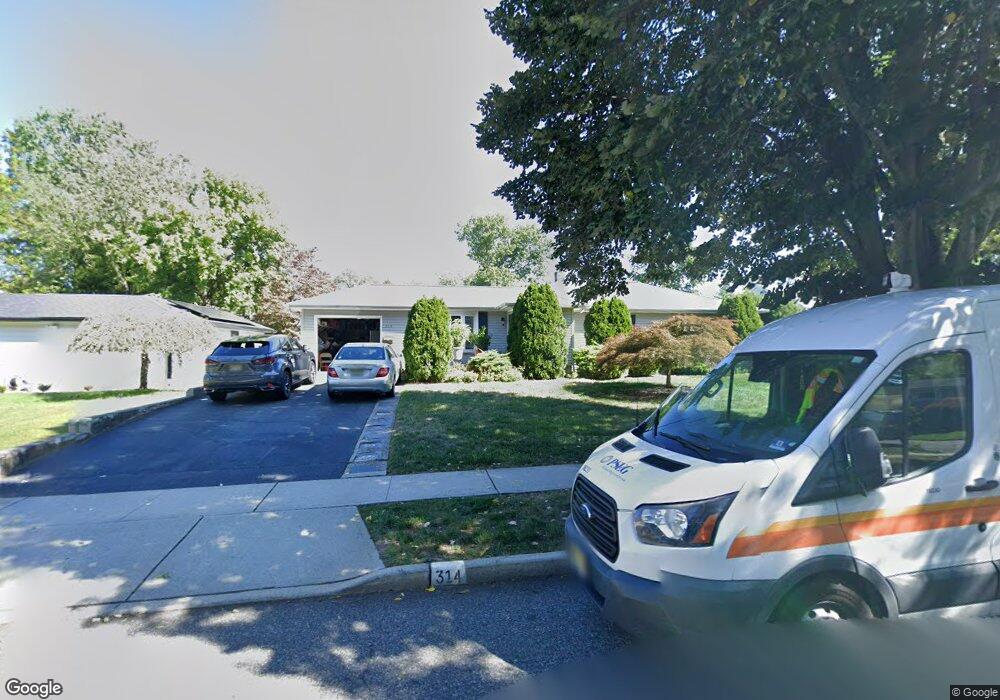 314 Howland Ave, River Edge, NJ 07661 - photo 1