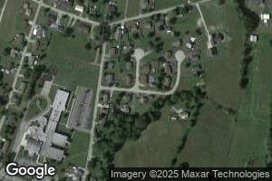 112 Stone Creek Dr, Camargo, KY 40353