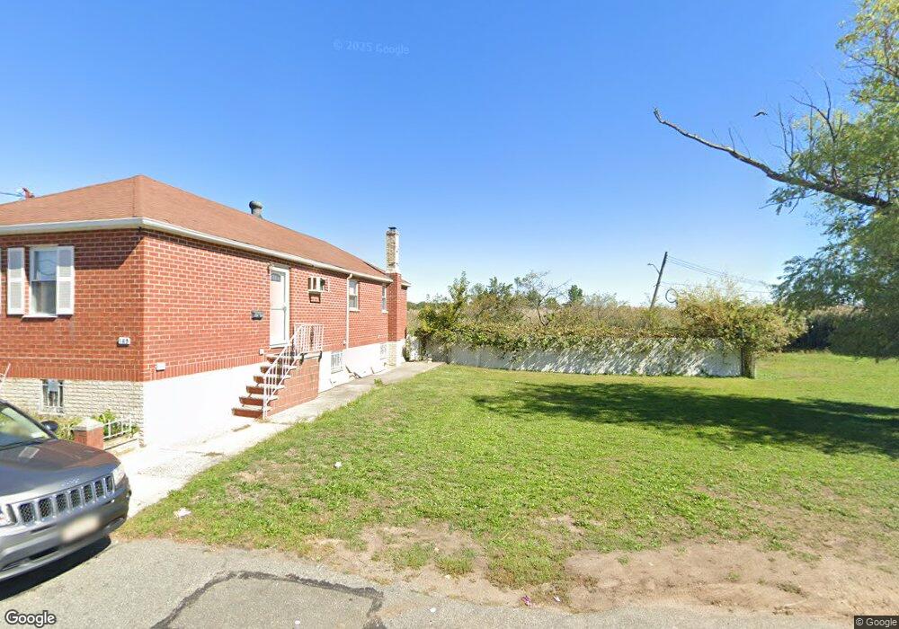 143 Foxbeach Ave, Staten Island, NY 10306 - photo 1