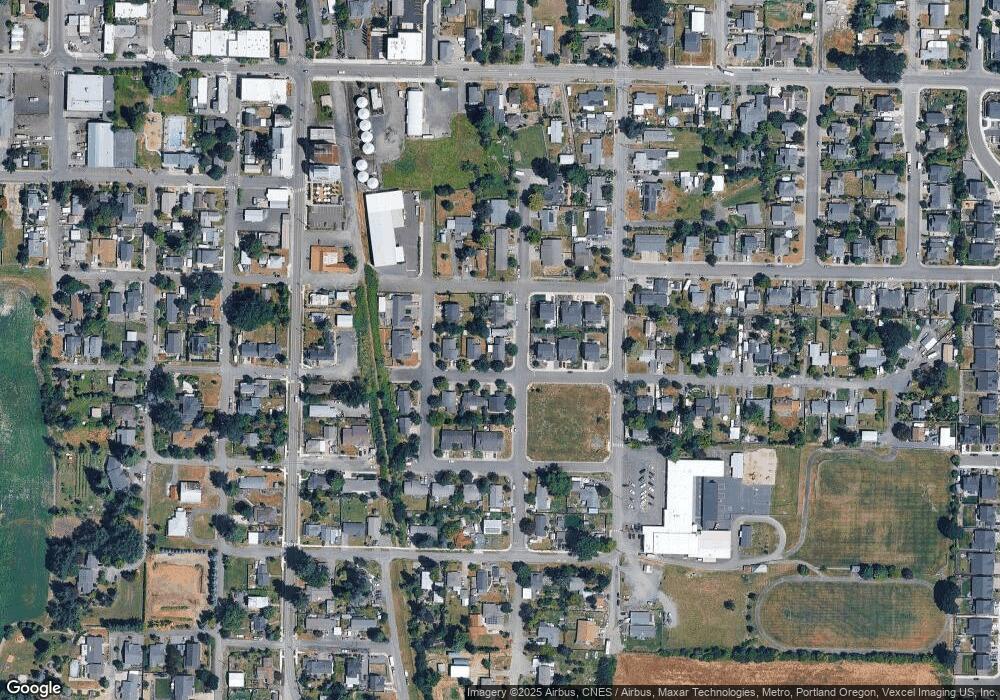 315 S 2nd St, Carlton, OR 97111 - photo 1