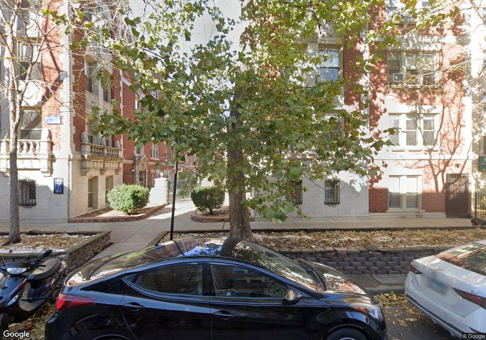 542 W Surf St unit 5421S, Chicago, IL 60657 - photo 1