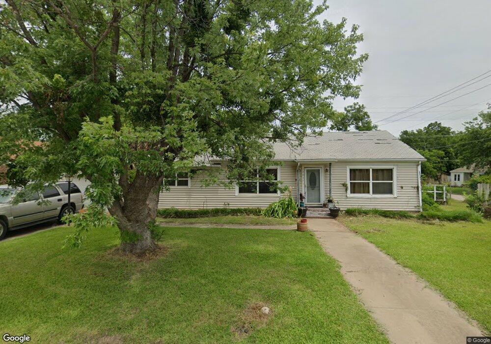 1301 1st Ave SW, Ardmore, OK 73401 - photo 1