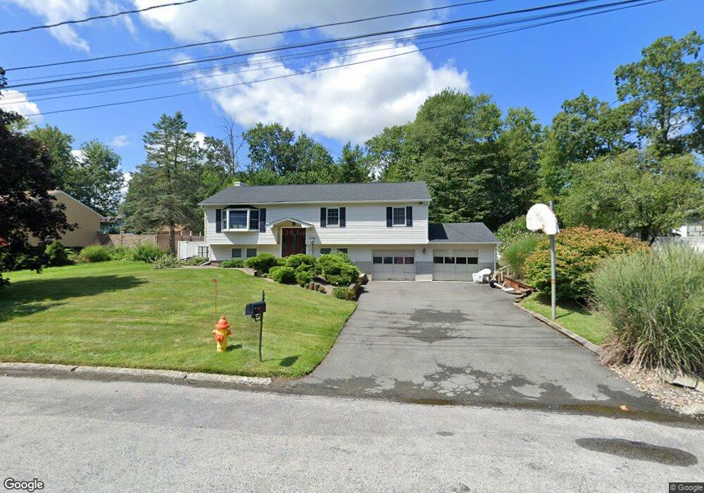 8 Princess Ln, Newburgh, NY 12550 - photo 1