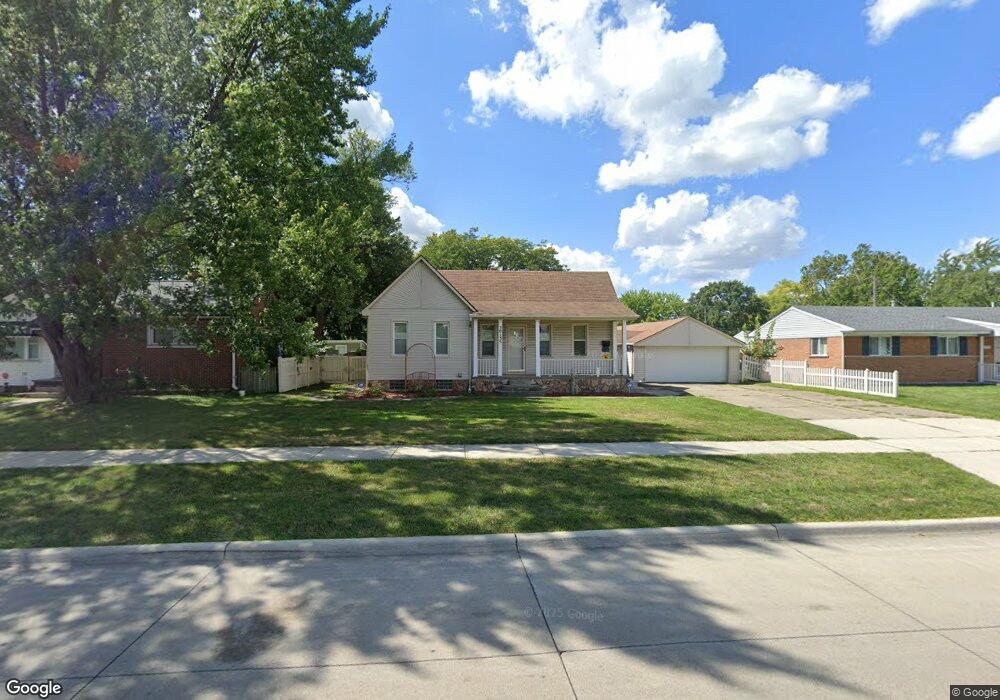 30135 Calahan Rd, Roseville, MI 48066 - photo 1